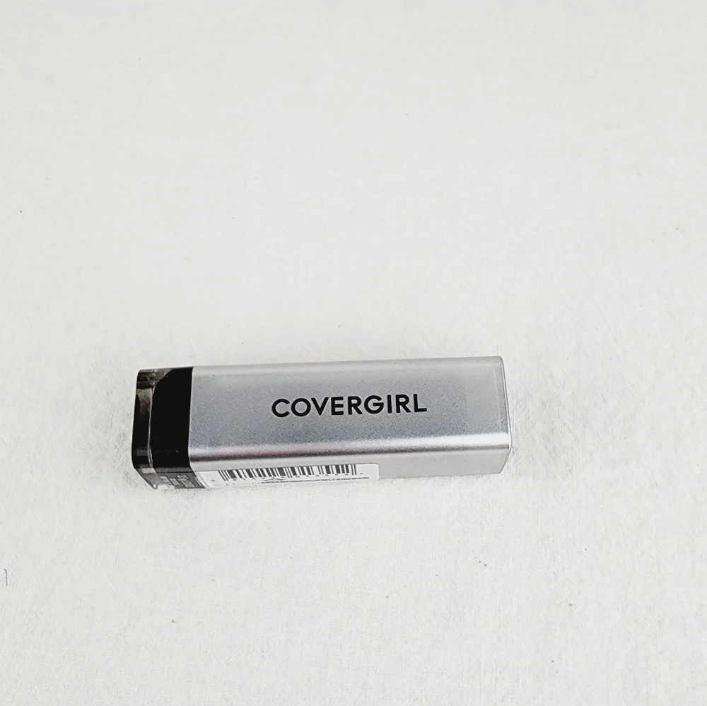 Covergirl Exhibitionist metallic lipstick 555